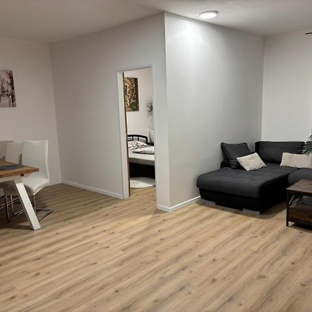 Apartment Am Schlosspark 2 Cheb Bagian luar foto